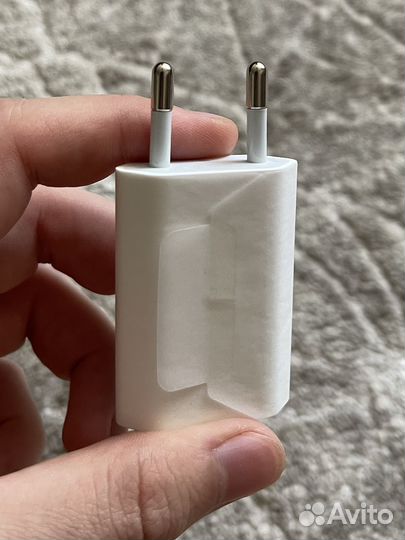 Оригинальный адаптер Apple