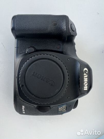Canon EOS 5D Mark iii Body