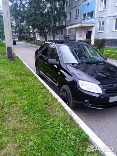 LADA Granta 1.6 МТ, 2012, 266 000 км