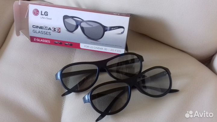 3Д очки(две пары).Новые