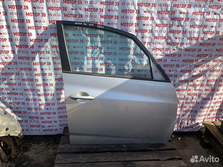 Дверь передняя правая Kia Venga 1.4 I 2010