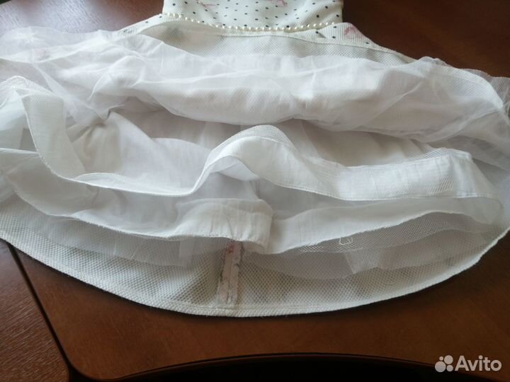 Платье праздничное на 6-7 лет