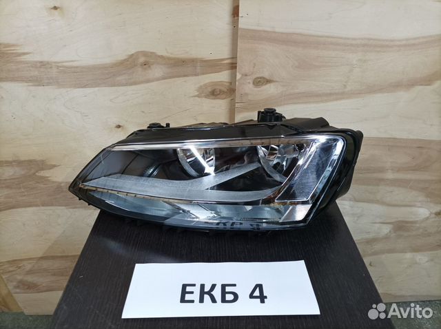 Фара левая Volkswagen Jetta 6 2010