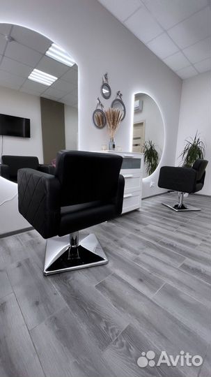 Зеркало с подсветкой в полный рост