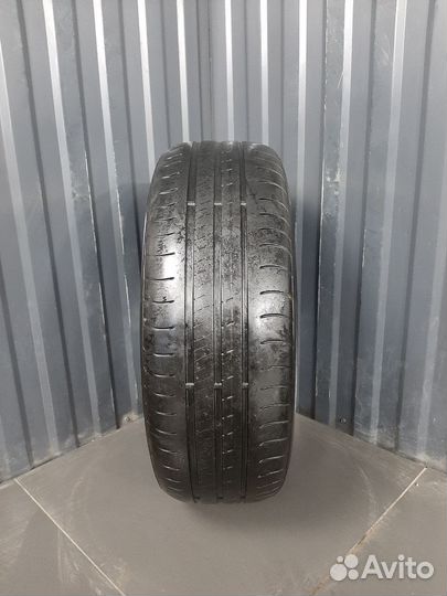 Kumho Ecowing ES01 KH27 215/60 R16 95V