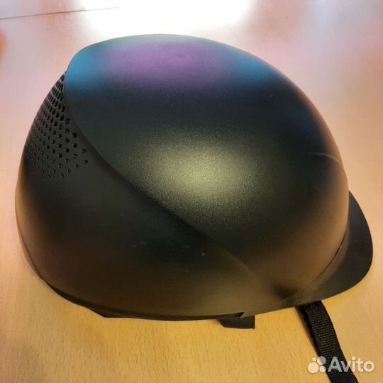 Шлем и краги для верховой езды. Детские