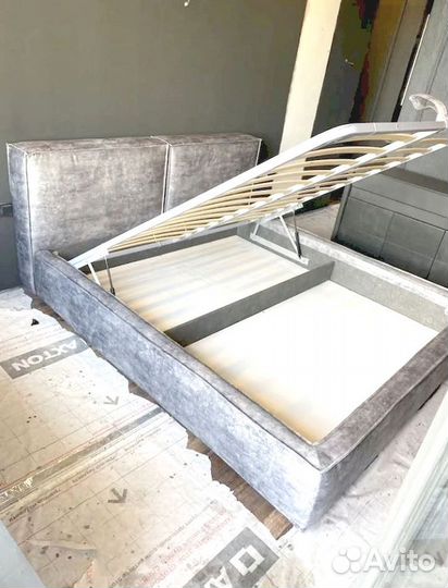 Кровать с ортопедическим основанием