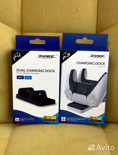 Зарядная станция для геймпадов PS4/PS5