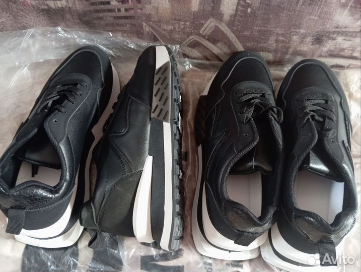 Кроссы женские