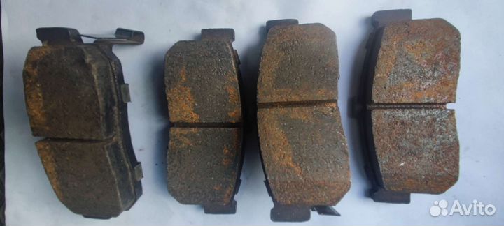 Тормозные колодки nissan
