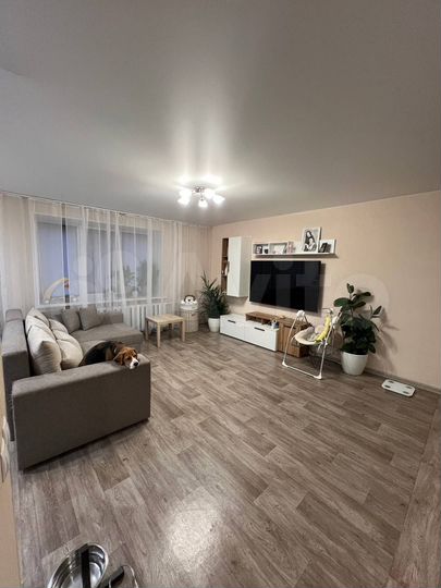 4-к. квартира, 82,3 м², 1/10 эт.