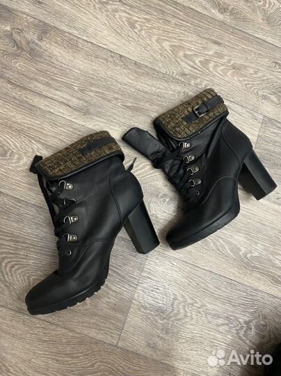 Ботильоны сапоги кожа T.Taccardi -осень 38размер