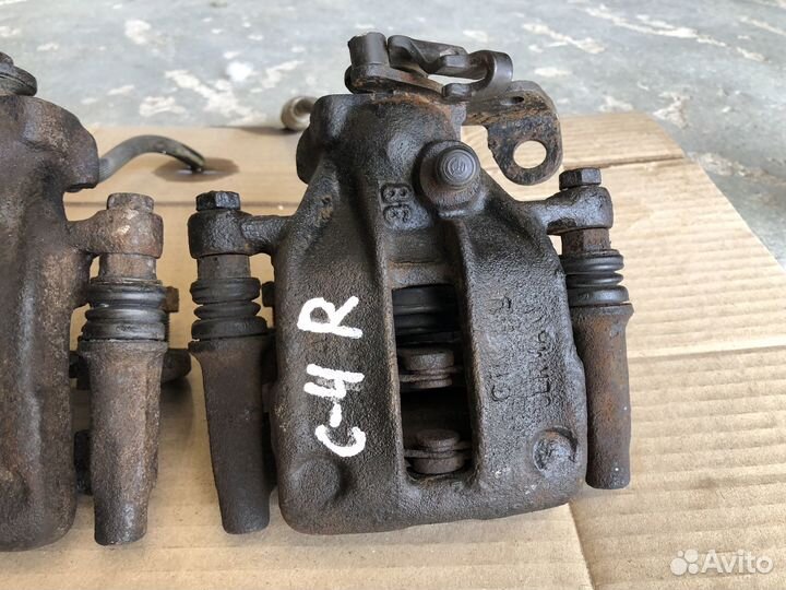 Суппорта задние на Audi 100 A6 C4