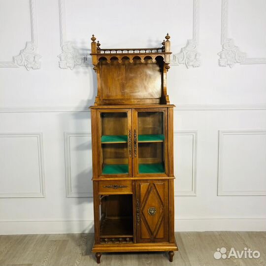 Витрина старинная