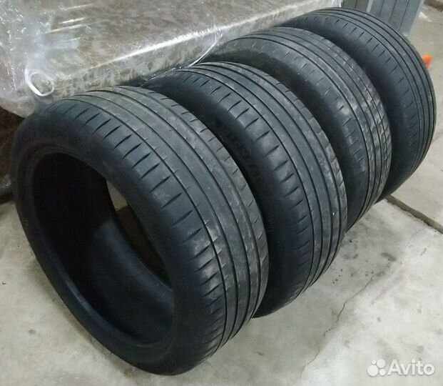 Michelin Pilot Sport 4 225/45 R18 98Y