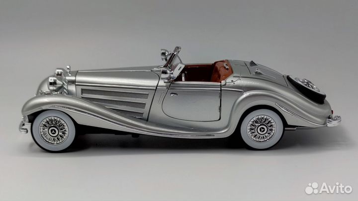 Модель автомобиля Mercedes Benz 500K метал