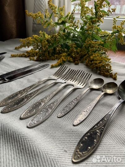 Набор вилок и ложек ссср,мельхиор. столовый набор