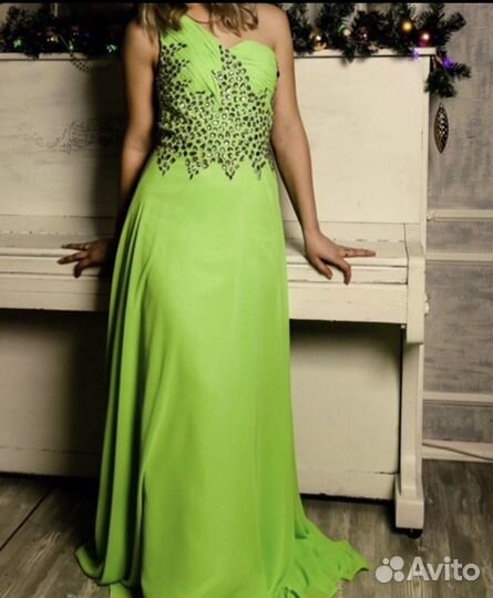Продам платье