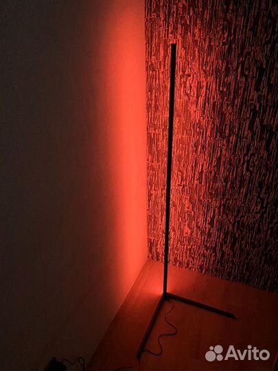 Напольный LED - RGB светильник с пультом ду