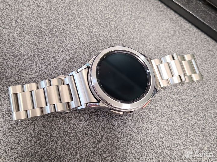 Samsung Galaxy Watch 4 classic 42mm