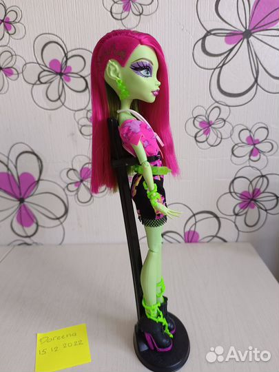 Monster High Venus McFlytrap витринного хранения