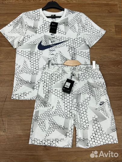 Спортивный костюм nike