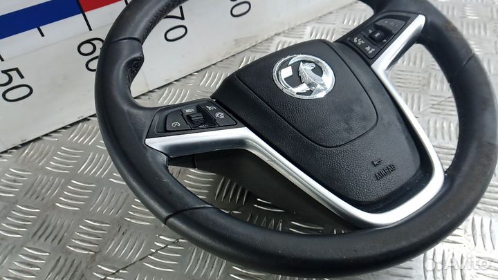 Руль на Opel Astra J
