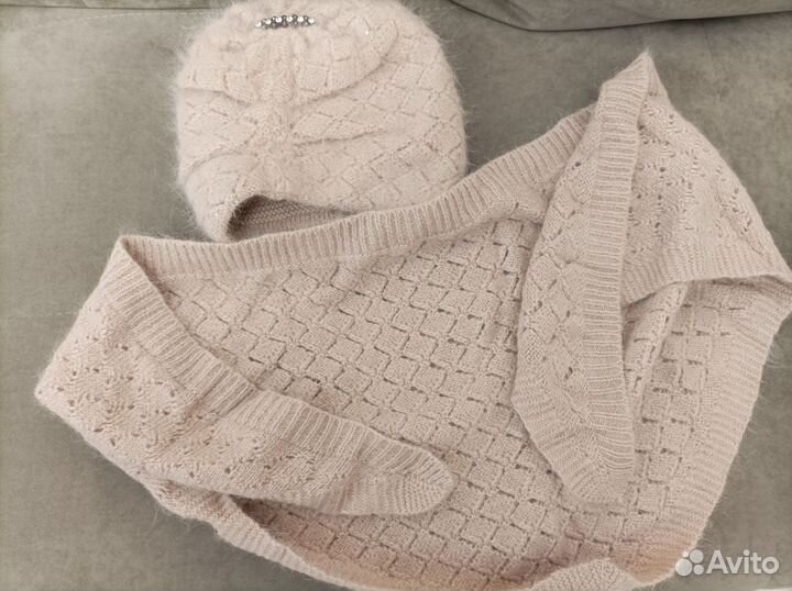 Комплект шапка и шарф женские новые