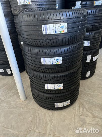Michelin Pilot Sport 4 SUV 295/40 R22