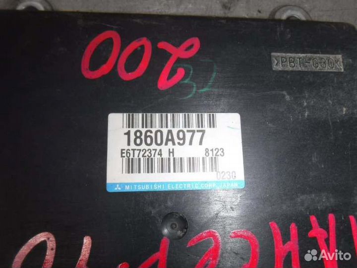 Блок управления двигателем Mitsubishi Lancer 10