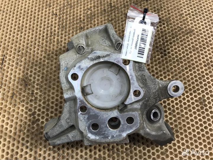 Кулак задний правый Nissan Teana (J32) 2008-2012