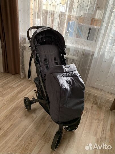 Прогулочная коляска carello astra