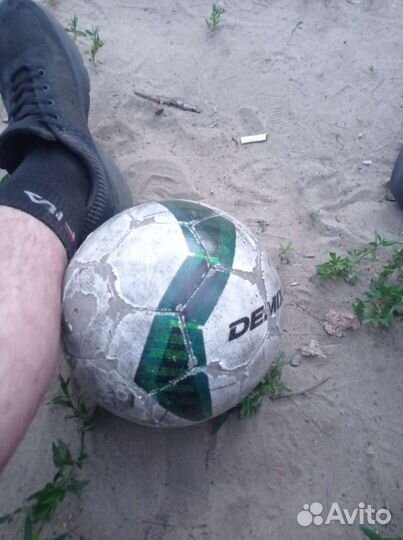 Футбольный мяч demix