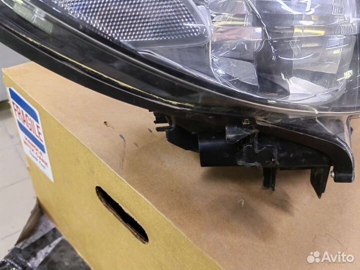 Фара volvo xs60 правая