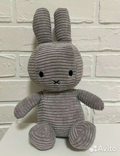 Плюшевый заяц