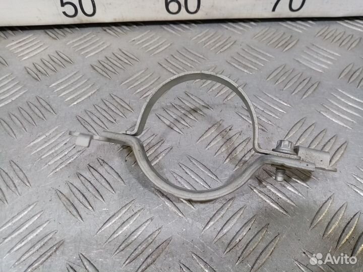 Б/У Кронштейн дополнительного насоса ож#001