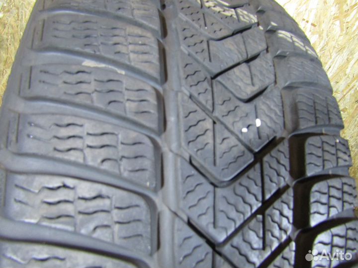 Pirelli Winter Sottozero 3 225/55 R17