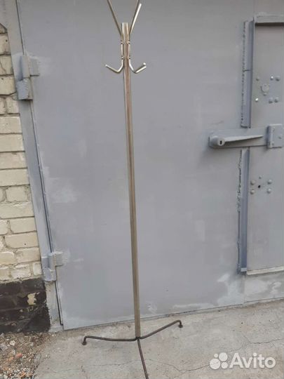 Вешалка напольная