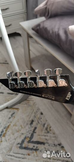 Электрогитара esp ltd v-50