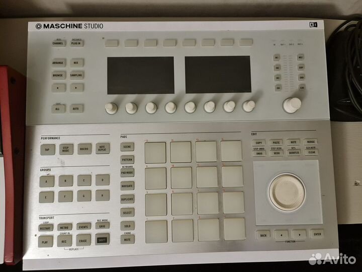 NI maschine studio
