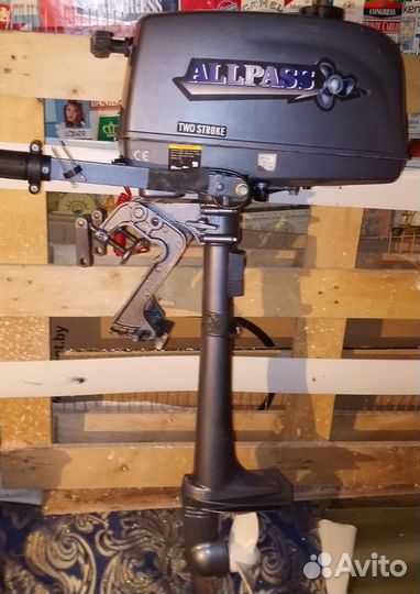 Лодочный мотор 2.6 л.с