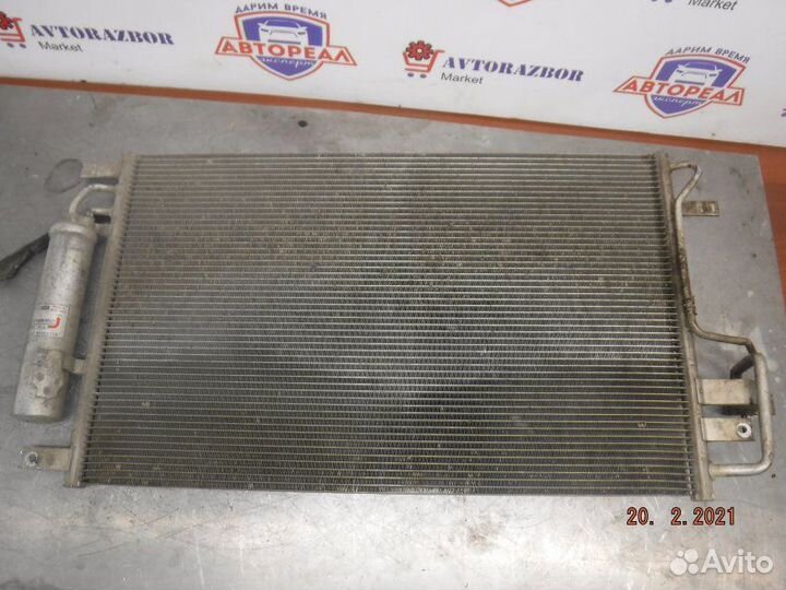 Радиатор кондиционера Kia Sportage 2 G4GC 2009