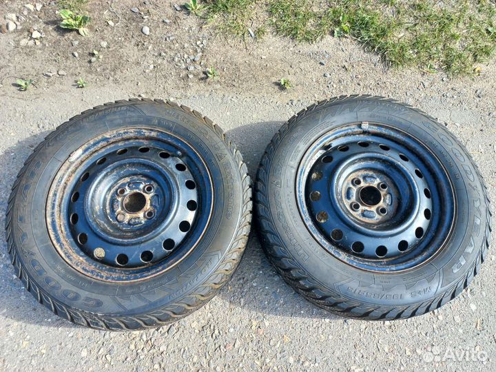 2 колеса 195/65 R15 goodyear ultra grip extreme