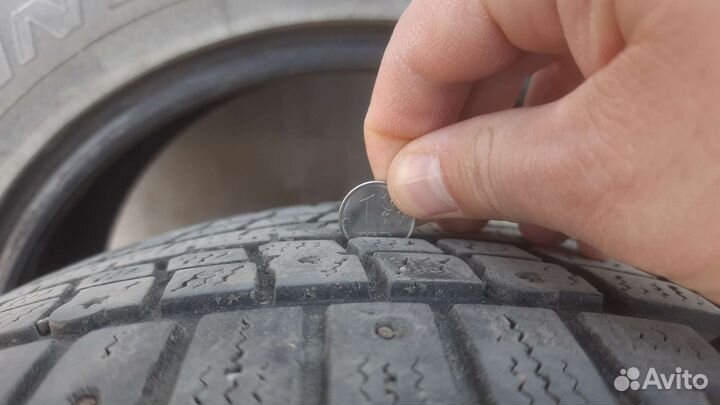 Dunlop SP Winter Ice 01 205/55 R16 94T