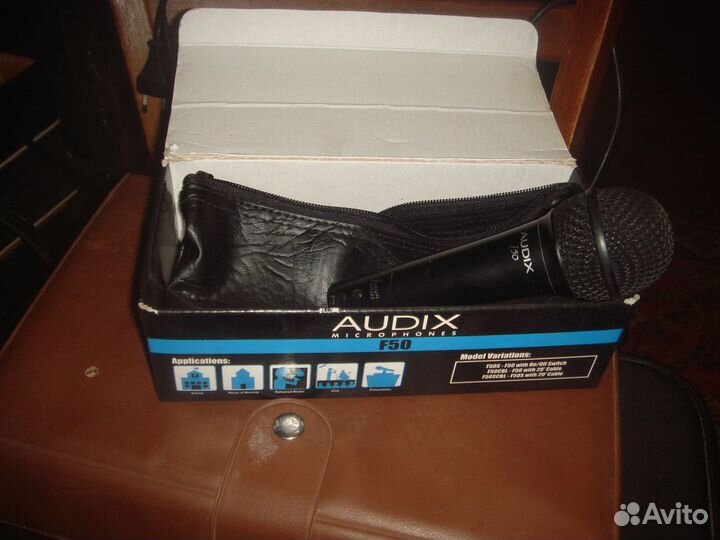 Микрофоны радио и шнуровые