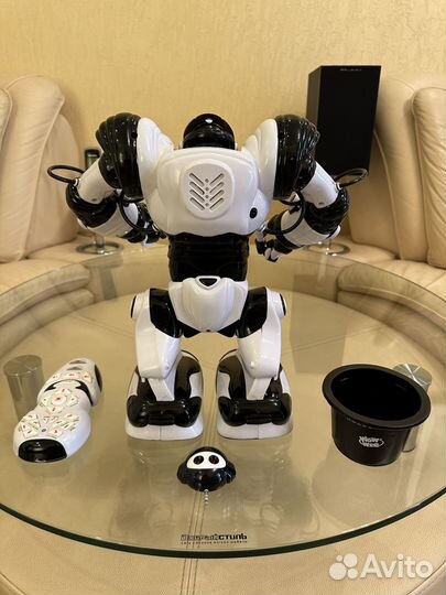 Радиоуправляемый робот RoboSapien WowWee X 8081