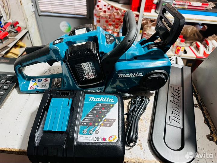 Пила цепная Makita DUC 353RF2