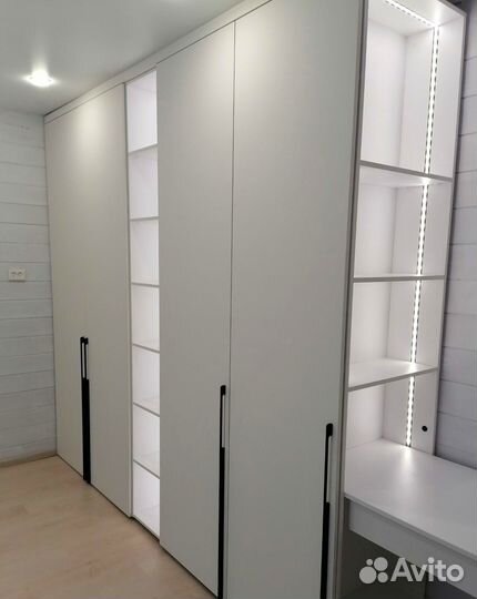 Шкафы на заказ. Шкафы распашные. Шкафы купе