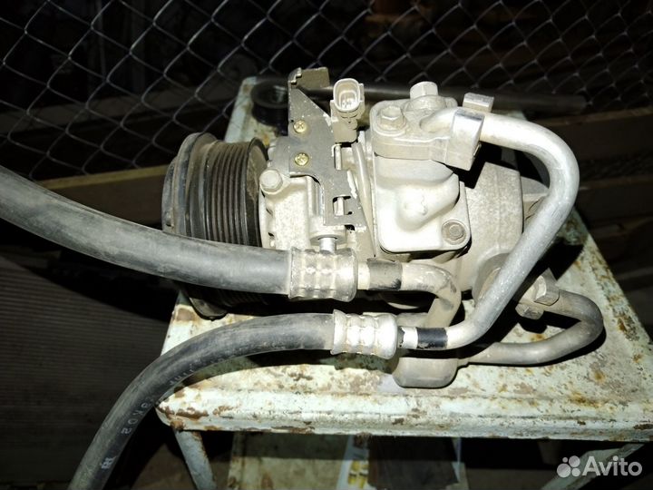 Компрессор кондиционера denso 6SEU16C, Toyota 3UZ