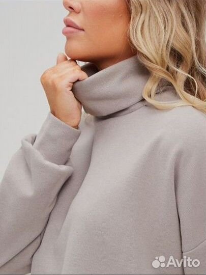 Спортивный костюм женский 42 44 новый